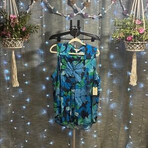 🔴 5/$25 - Terra & Sky Blue and Green Floral Button-Up Blouse NWT